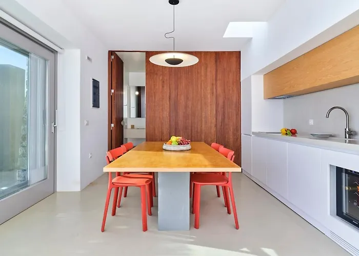 Summit At Santorini Heights *